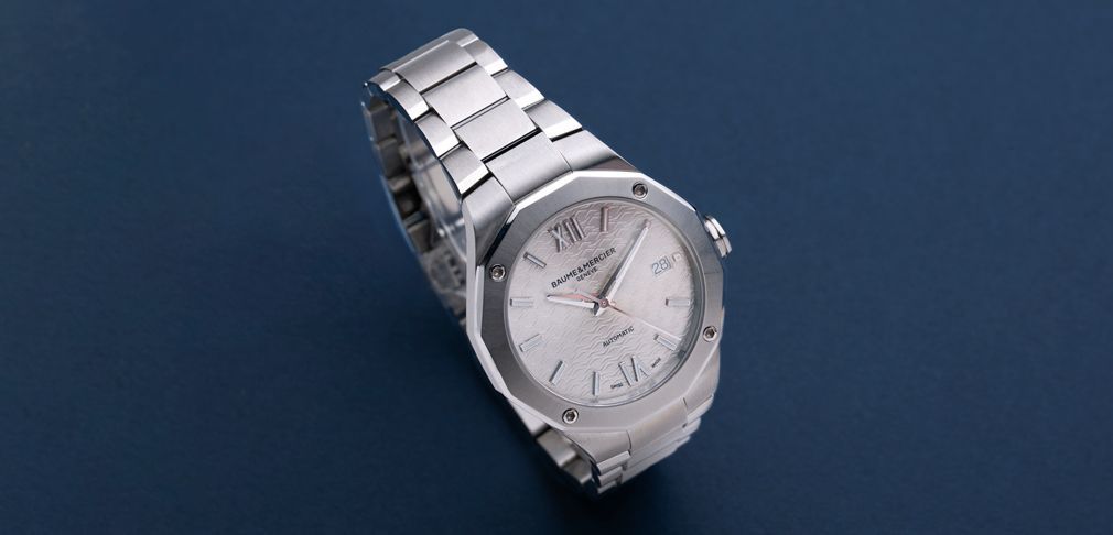 How to Style Watches with Different Outfits: A Guide for Every Occasion