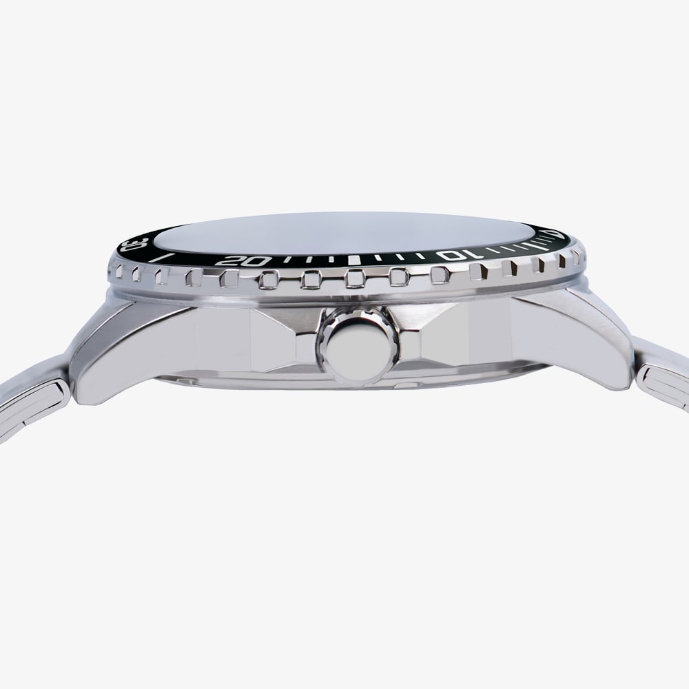 Lorus Mens Sports Green Dial Bracelet Watch RX305BX9