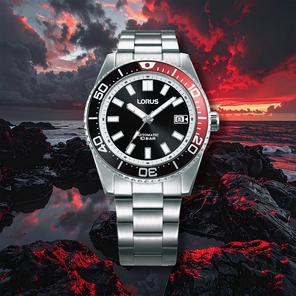Lorus Mens Sports Black Dial Bracelet Watch RU421AX9