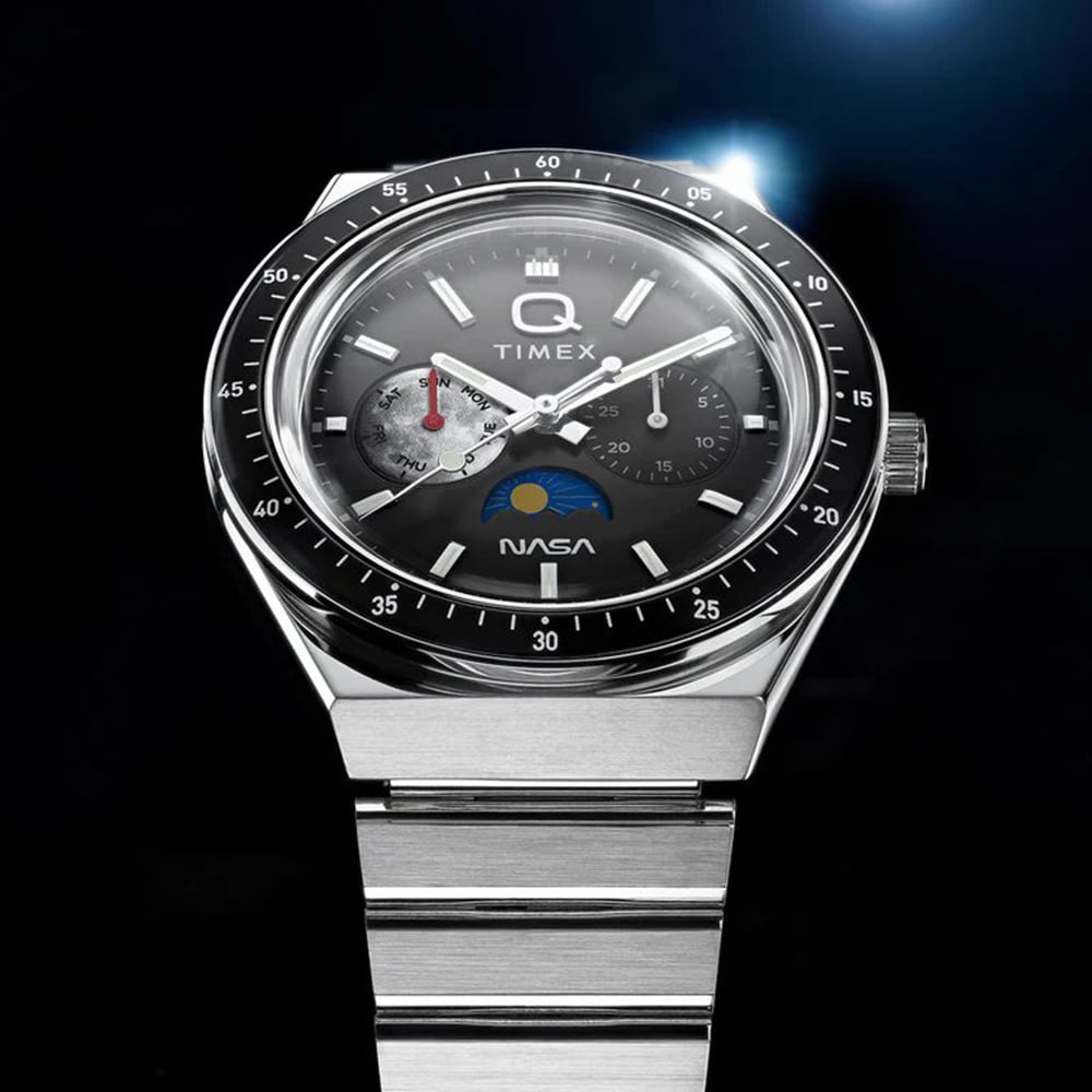 Timex x NASA Mens Q Space Black Bracelet Watch TW2Y56700