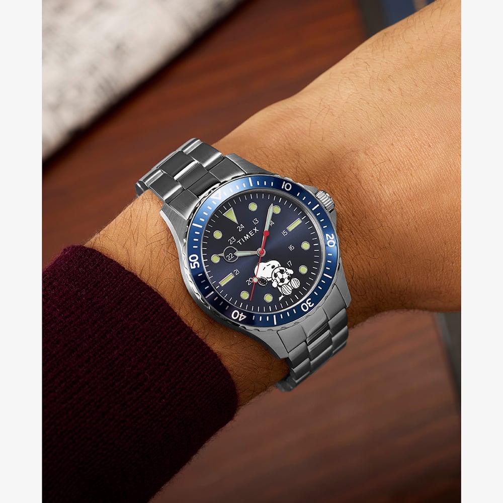 Timex x Peanuts Mens Snoopy Soccer Blue Bracelet Watch TW2Y53900