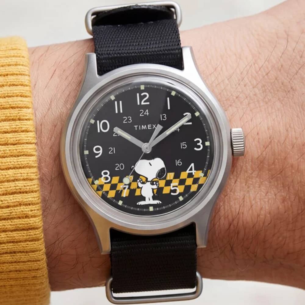 Timex Mens Peanuts MK1 Black Dial Strap Watch TW2Y85400