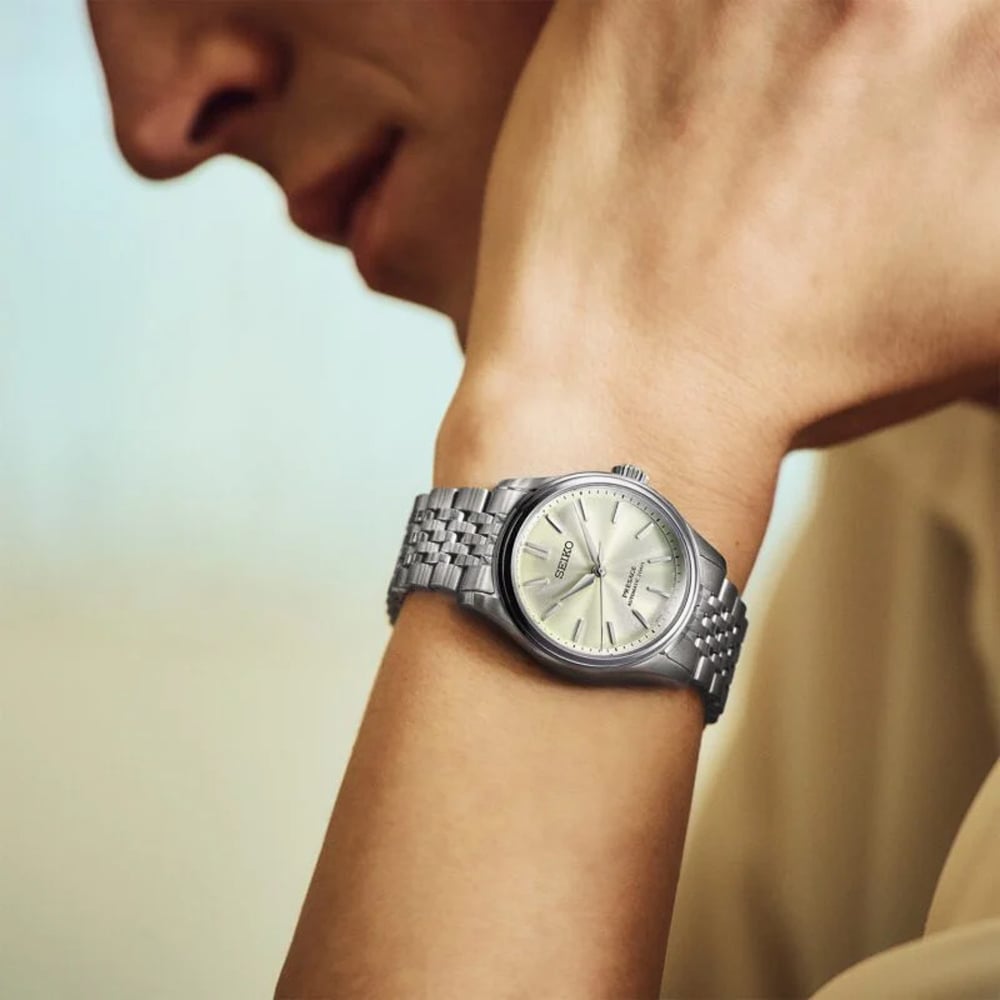 Seiko Presage Classic Series ‘Wakatake Iro’ Green Dial Bracelet Watch HCC002J1