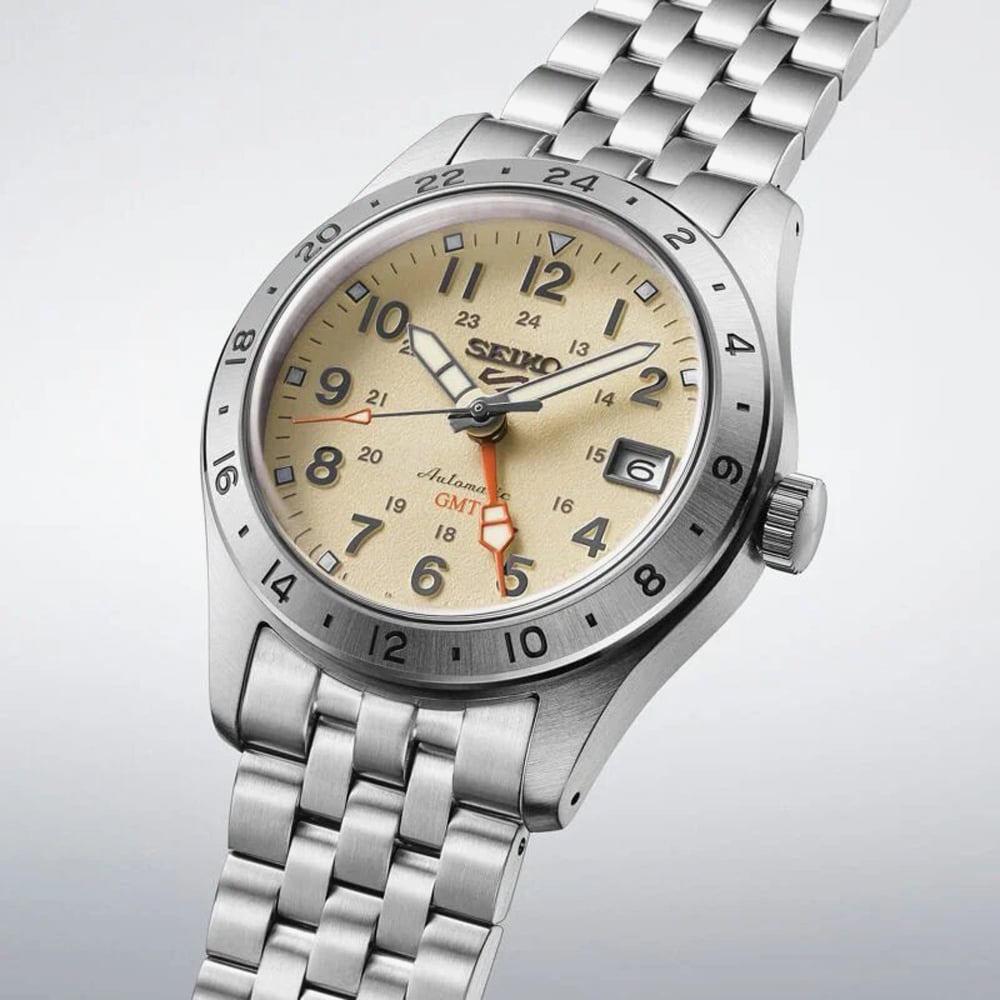 Seiko Mens 5 Sports Field GMT Cream Dial Bracelet Watch HDB002K1