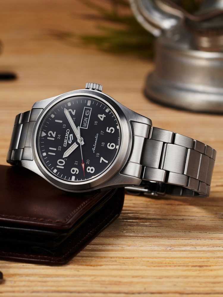 Seiko Mens 5 Sports Automatic Bracelet Watch SRPG27K1