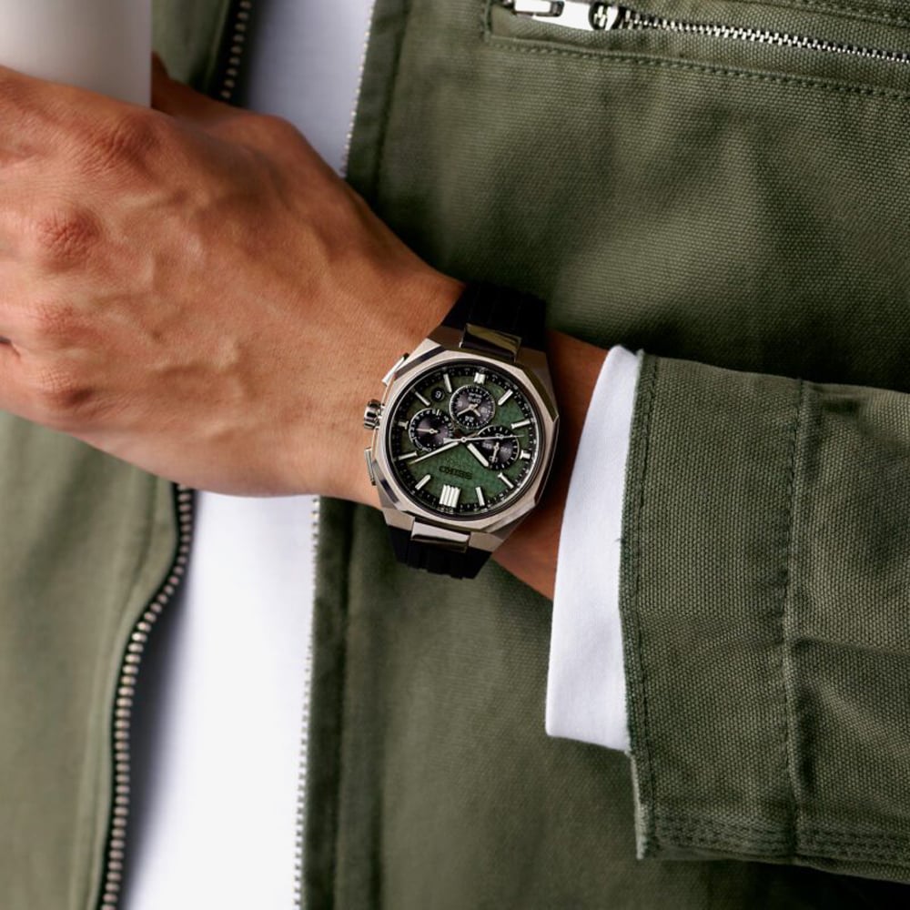 Seiko Mens Astron GPS Solar 2026 Limited Edition Crystal Green Dial Bracelet Watch HAB005J1