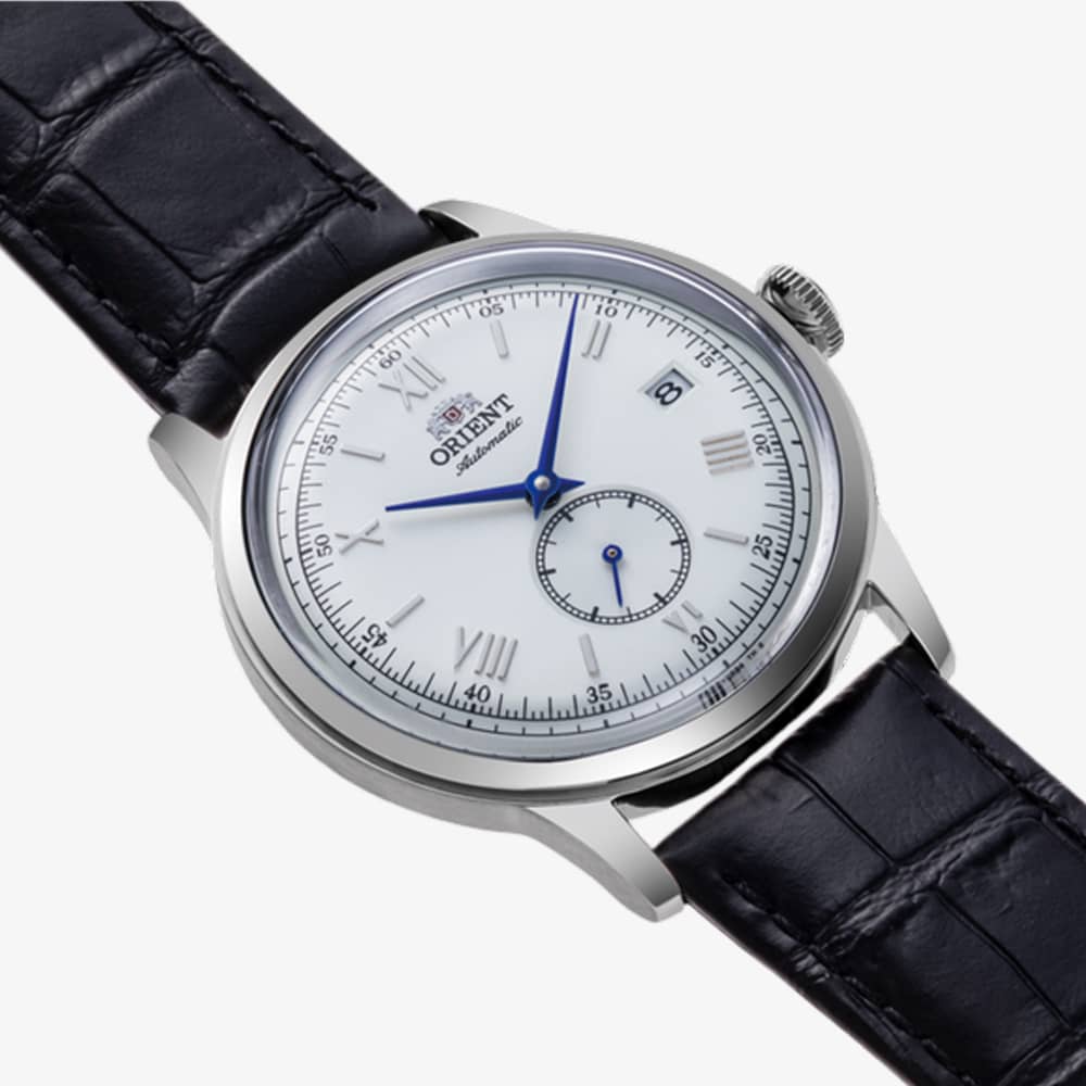 Orient Mens Bambino Small Seconds White Dial Leather Strap Watch RA-AP0104S