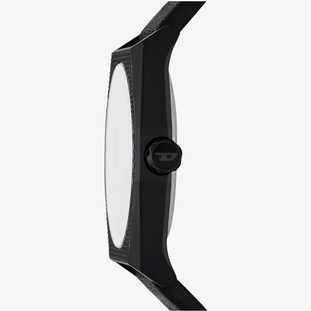 Diesel Mens Scraper Black Leather Strap Watch DZ2175