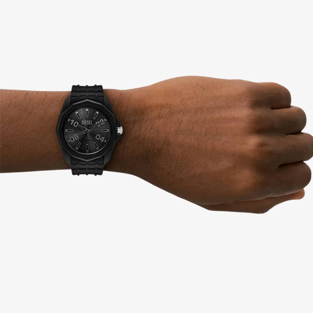 Diesel Mens Stinger Black Dial Rubber Strap Watch DZ2243