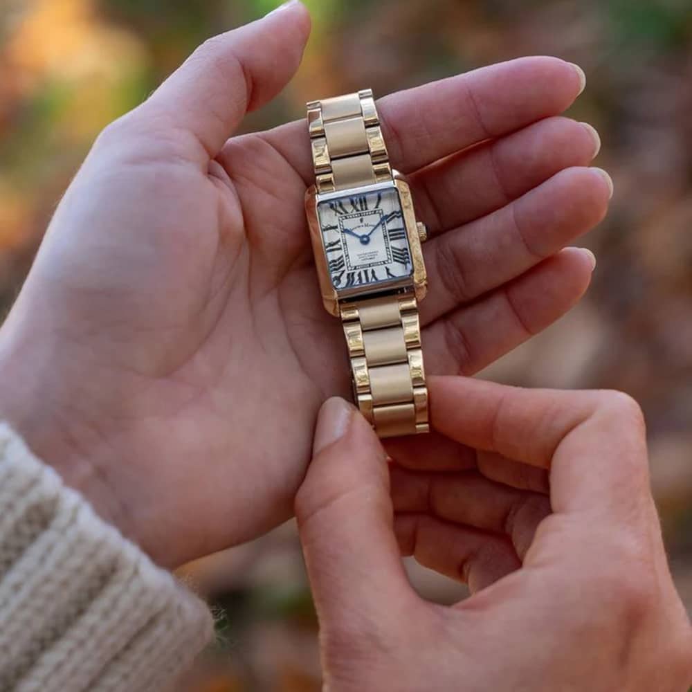 Jacques du Manoir Ladies Emily White Dial Gold Tone Bracelet Watch JWL04402