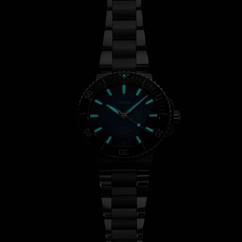 Oris Aquis Blue Stainless Steel Watch 01 400 7790 4135-07 8 23 02PEB