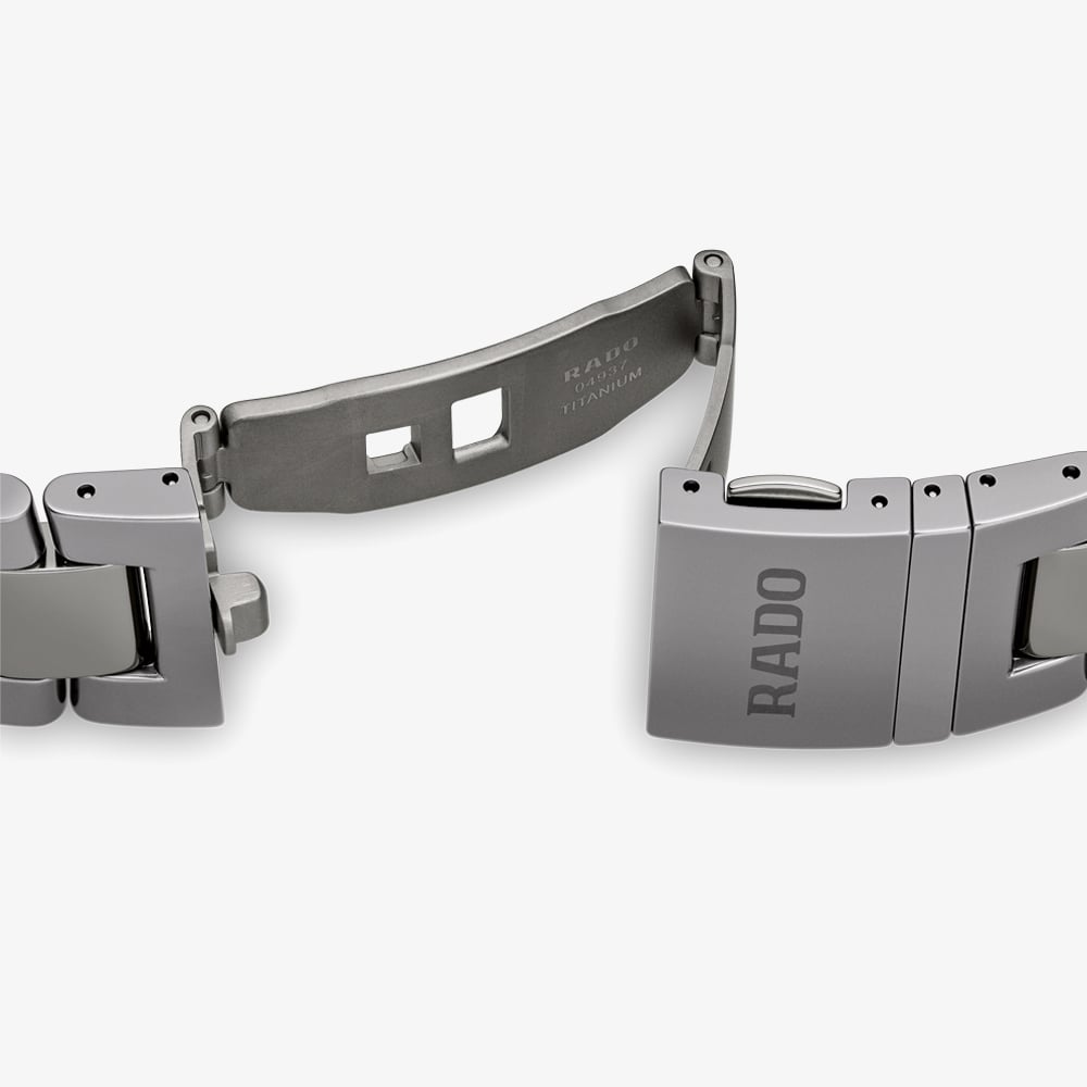 Rado Captain Cook High-Tech Ceramic Watch R32128202