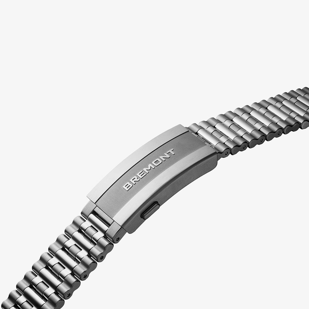 Bremont Mens Supermarine 500m Polar White Dial Bracelet Watch SM43-DT-SS-WH-B