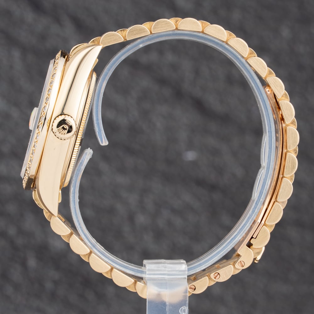 Pre-Owned Rolex Mens Day-Date 18ct Gold Bracelet Watch 18038