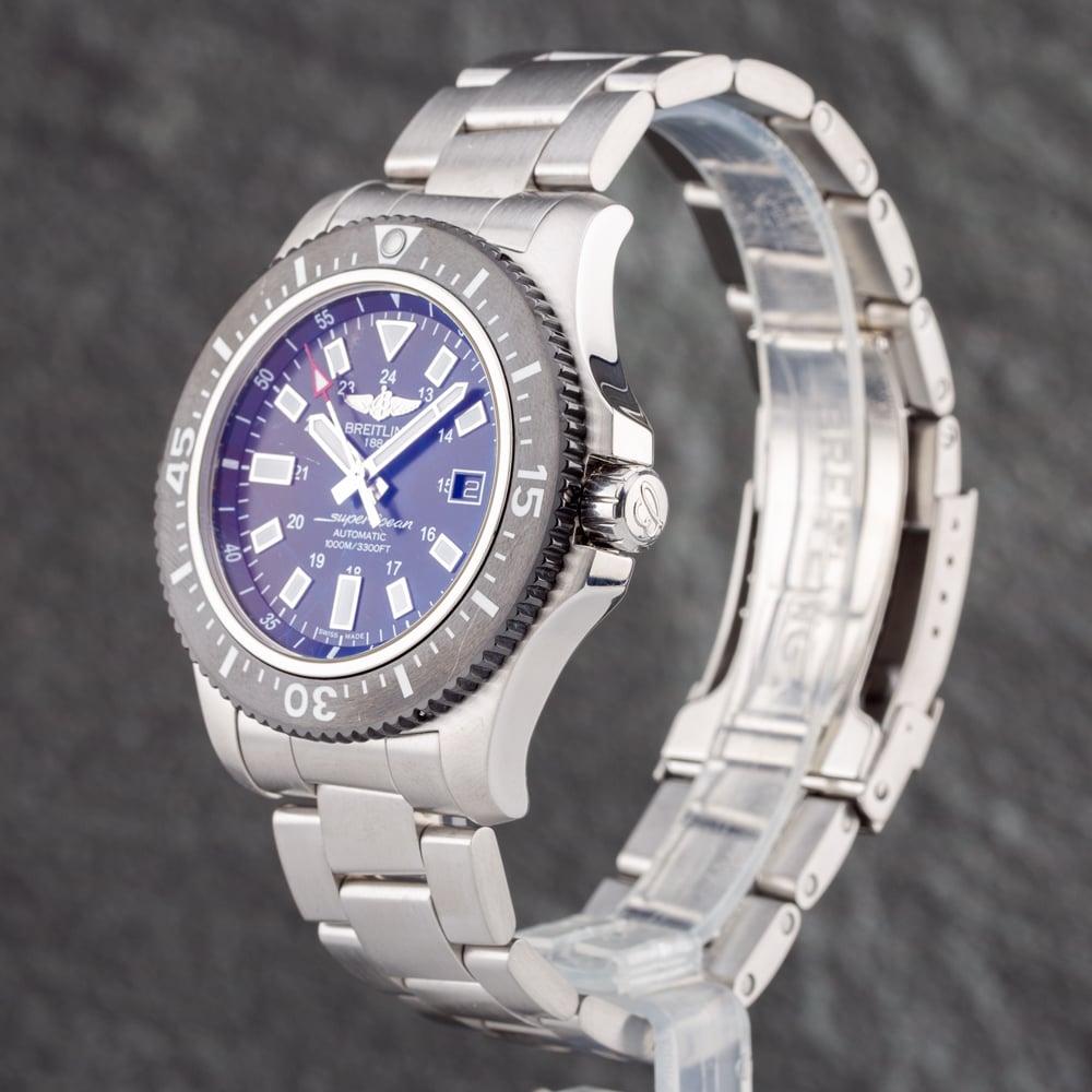 Pre-Owned Breitling Mens Superocean 44 Black Bracelet Watch Y1739310/BF45
