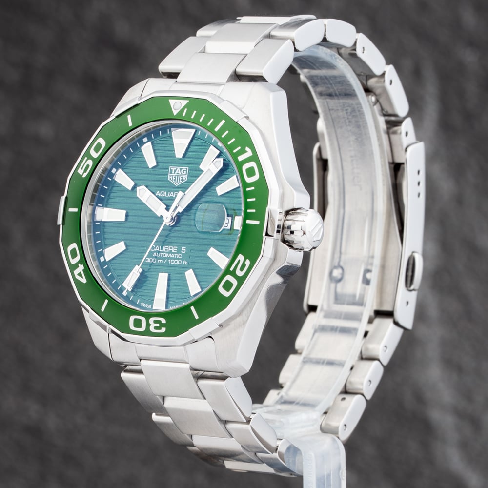 Pre-Owned TAG Heuer Mens Aquaracer Calibre 5 43mm Green Dial Bracelet Watch WAY201S.BA0927