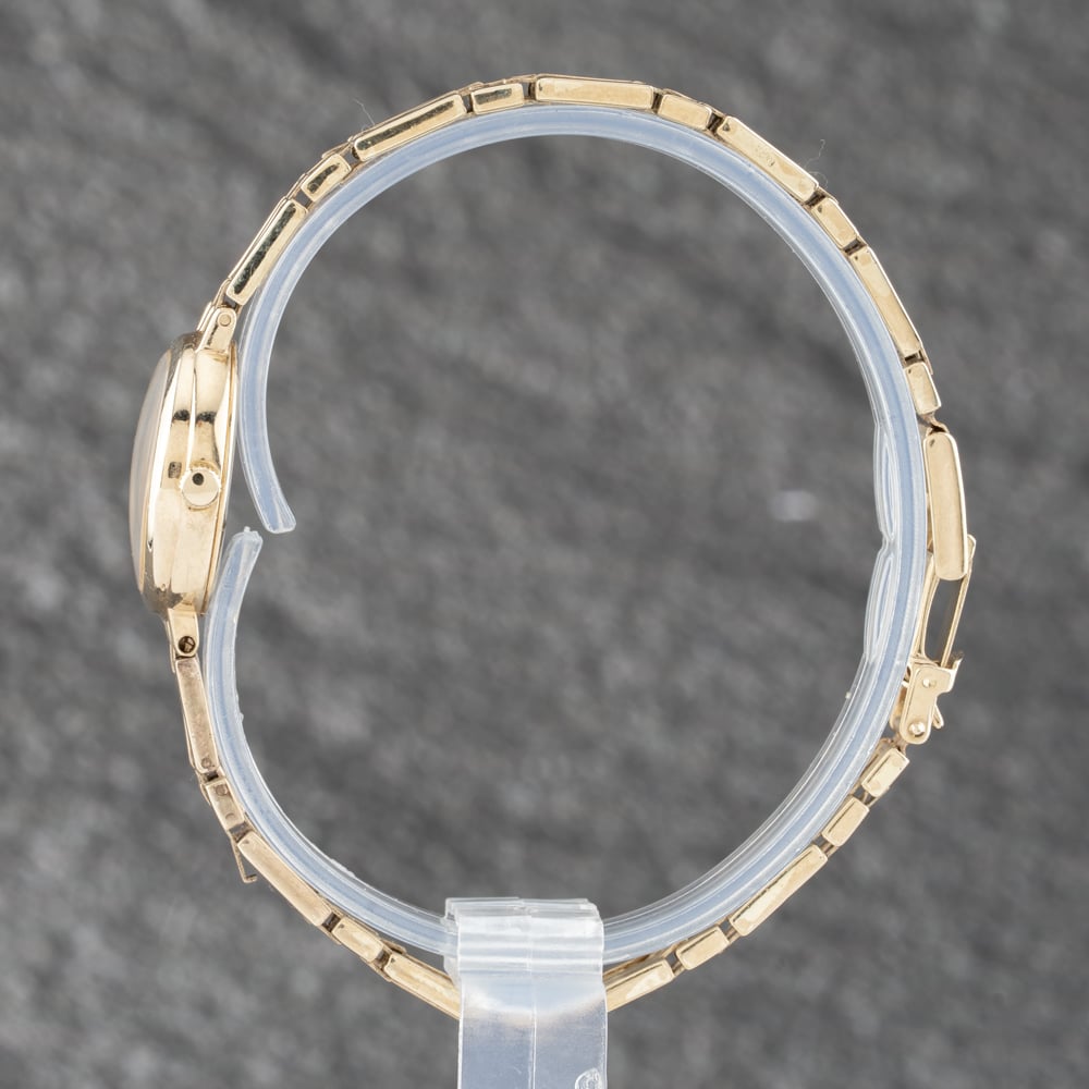 Pre-Owned Gucci Timeless Watch YA126446