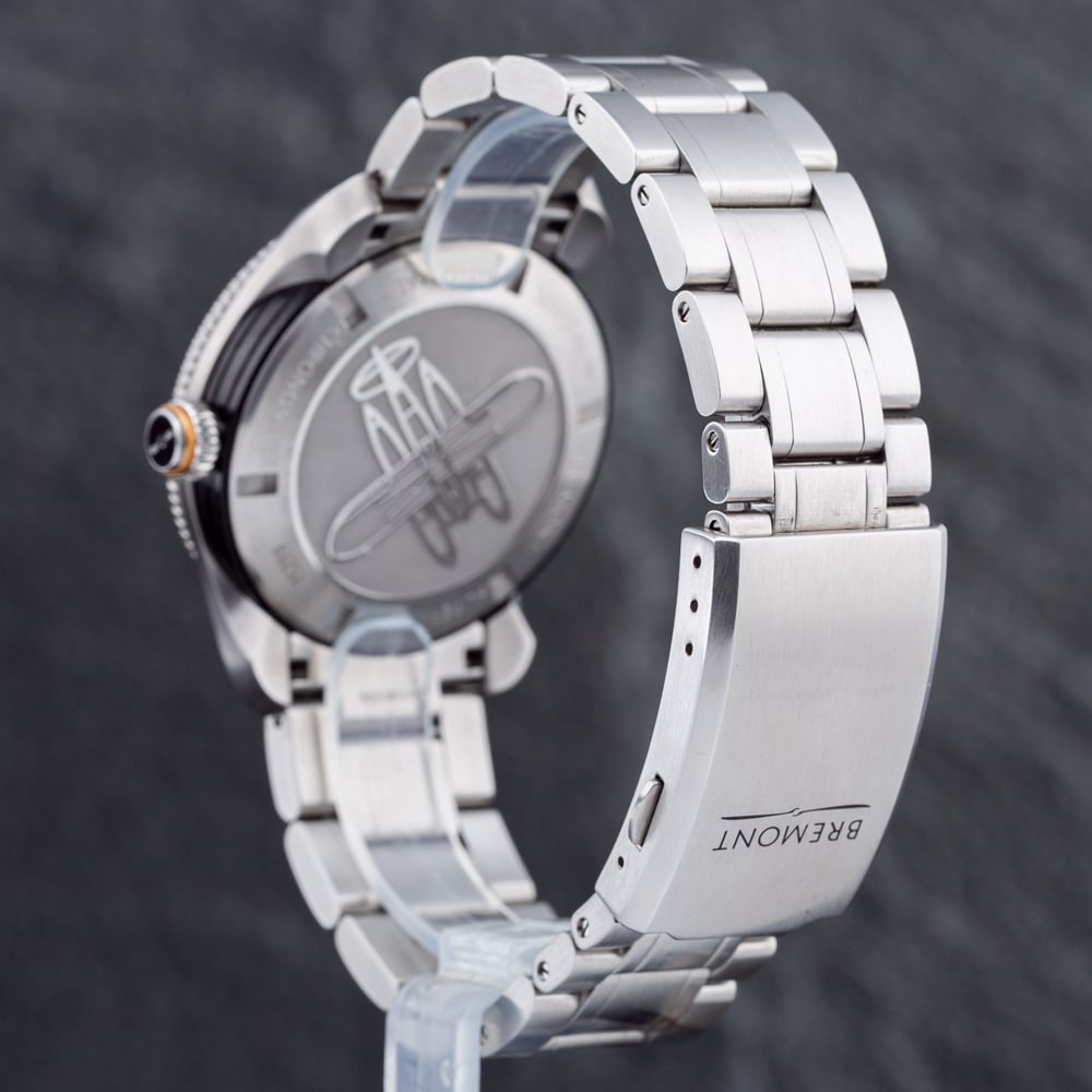 Pre-Owned Bremont Mens Superocean Black Dial Silver Bracelet Watch S300
