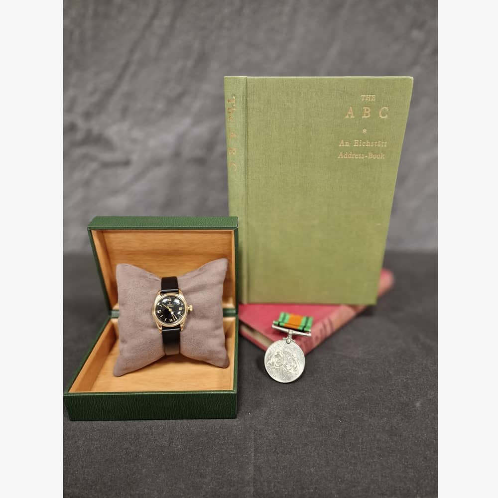 Pre-Owned Rolex Oyster Perpetual Rare Vintage Model Including Book And Defence Medal Watch 2595