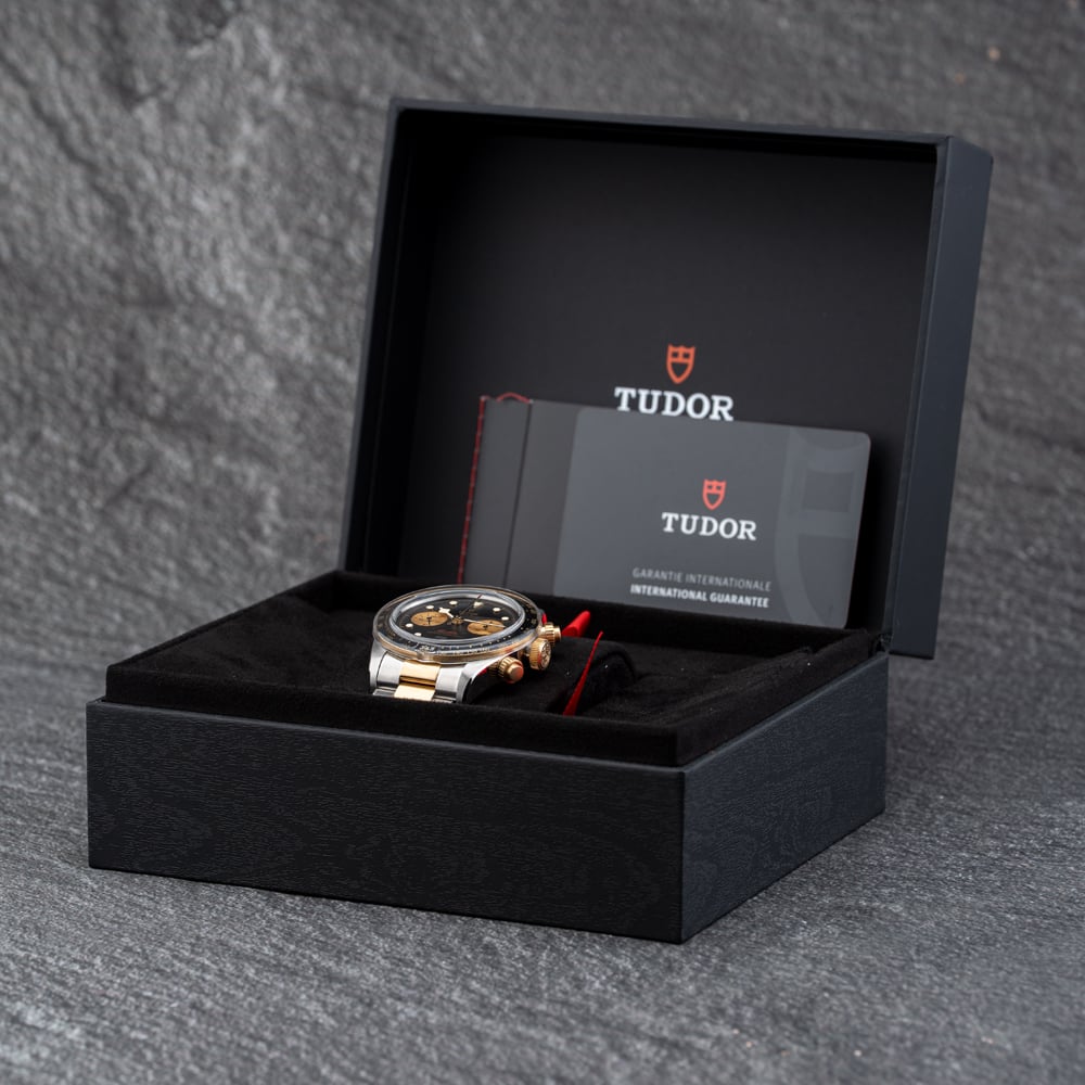 Pre-Owned Tudor Mens Black Bay S&G Bracelet Watch M79363N-0001