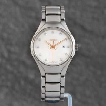 Pre-Owned Rado Ladies True Grey Bracelet Watch R27060902